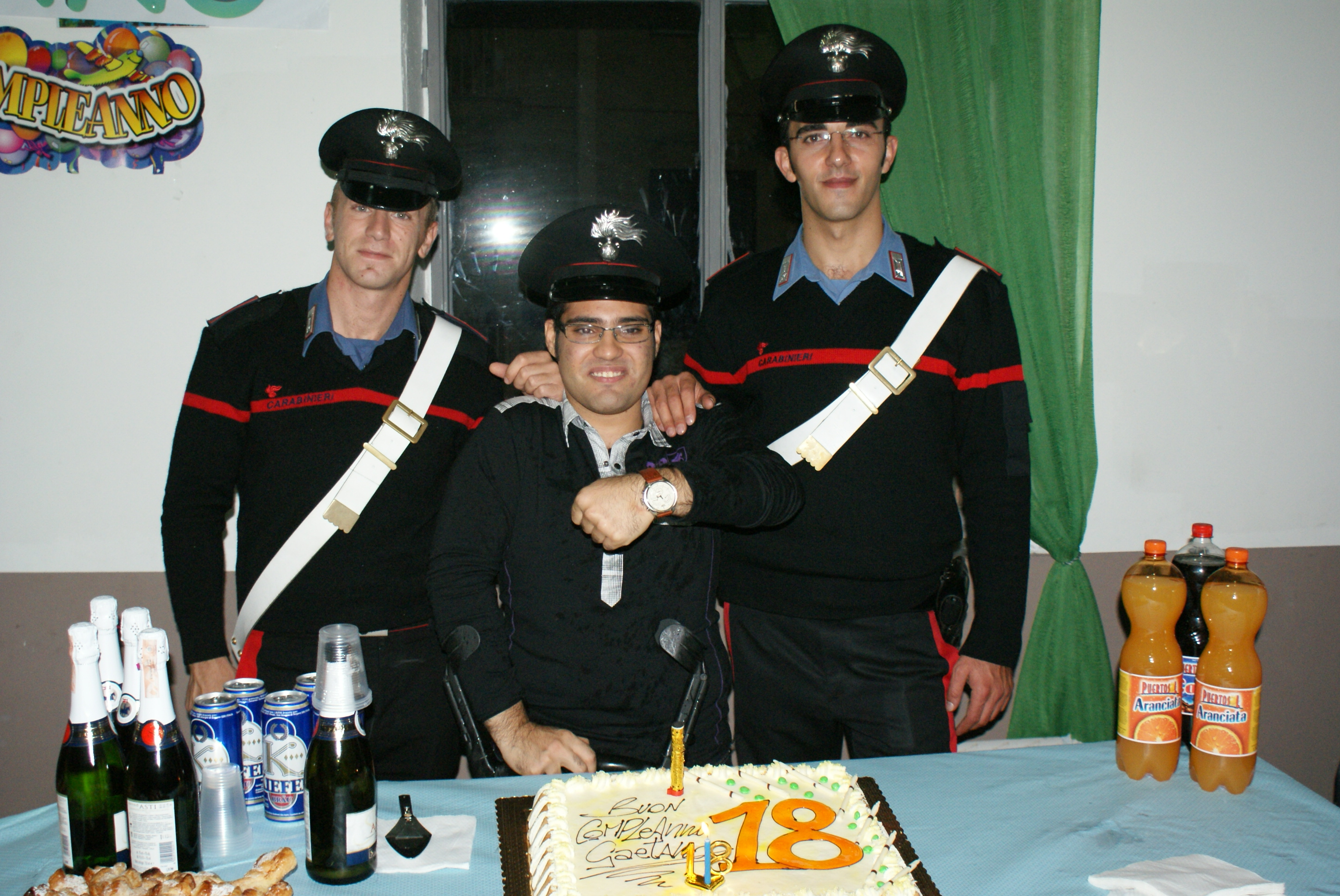 Gaetano con i Carabinieri